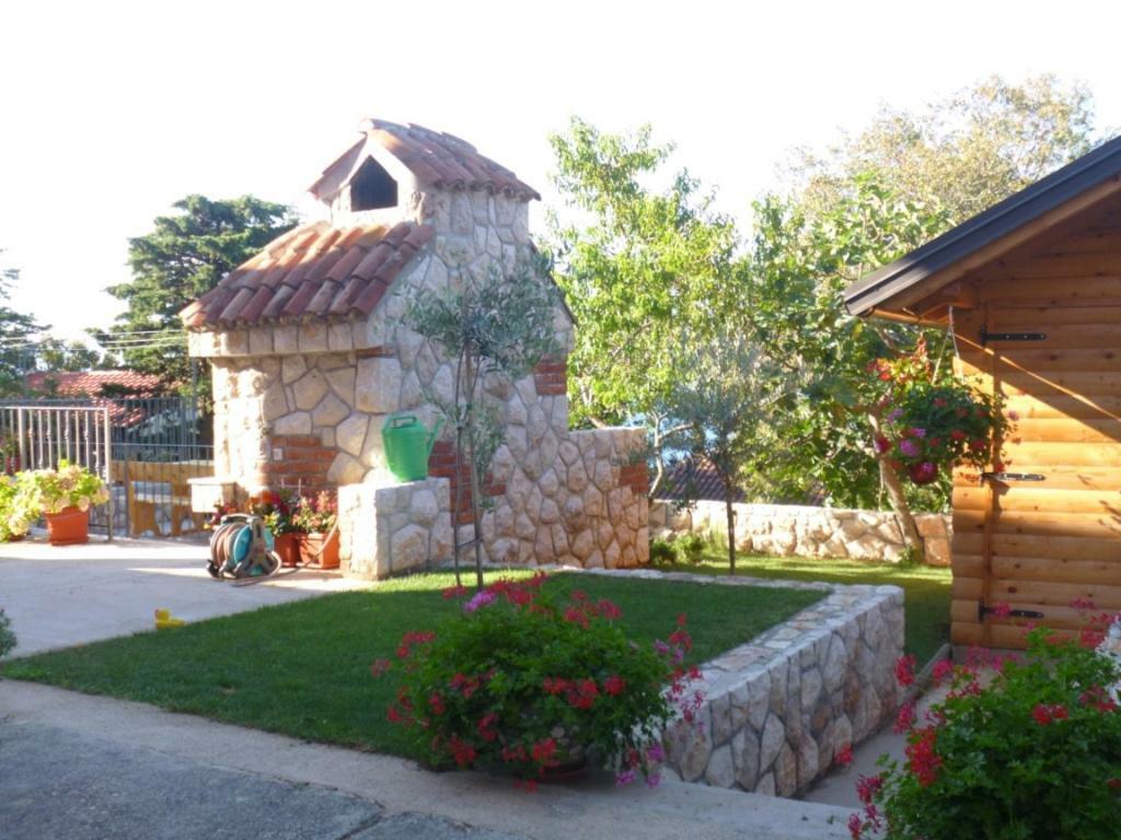Apartament Mauro *